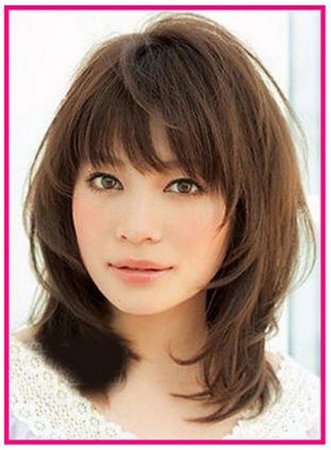 hairdos for medium hair with bangs|medium hair length with layers and bangs.